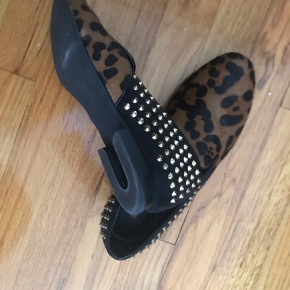 Flats - Picture 2 of 3